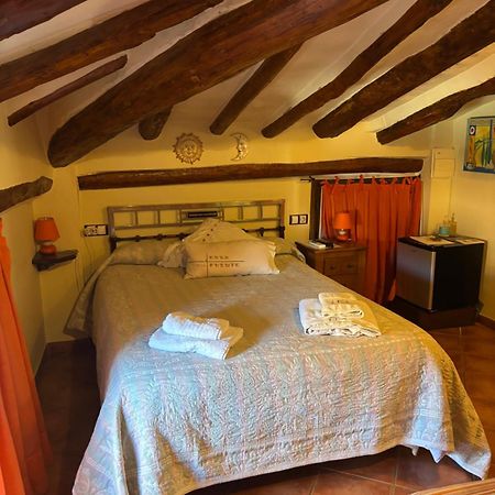 Hotel Casa De La Fuente Alcorisa 外观 照片